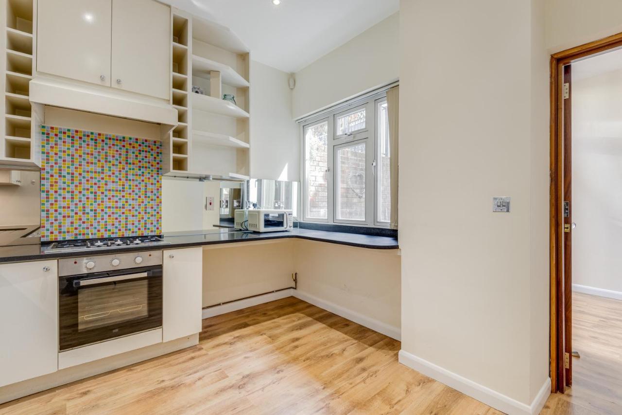 Care Property London- Apartments Extérieur photo